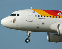 EC-KHM @ LEBL - Buho real (Royal owl). - by Jorge Molina