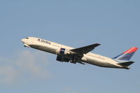 N197DN @ EBBR - flight DL141 is taking off from rwy 25R