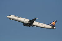 D-AISB @ EBBR - flight LH4573 is taking off from rwy 25R