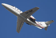 CS-DMF @ VIE - Raytheon Aircraft Company Beech Hawker 400XP - by Juergen Postl