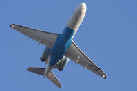 OE-LFQ @ VIE - Fokker Aircraft B.V. F 28 Mk0070 - by Juergen Postl