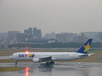 JA767D - Boeing 767-36NER/Skymark Airlines/Fukuoka - by Ian Woodcock