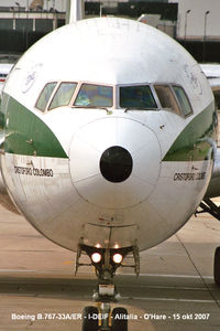 I-DEIF - Christoforo Columbo docking Terminal-2 Chicago O'Hare Int'l - by Loe M M Baltussen, NL