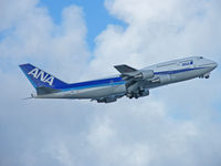 JA8964 @ ROAH - Boeing 747-481/ANA/Departing Naha