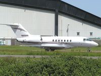 N805HH @ EGGW - My first photo of a Horizon 4000 at Luton in 2005 - by Terry Fletcher