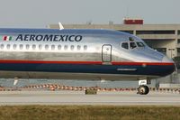 XA-AMU @ KMIA - Aeromexico MD80 - by Andy Graf-VAP