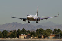 N88WR @ KLAS - Wynn Resorts / 1999 Boeing 737-79U - by Brad Campbell