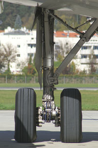OE-LBR @ LOWI - Lauda Air Airbus A320 - by Thomas Ramgraber-VAP
