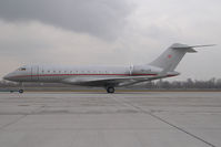 OE-LXR @ VIE - Vistajet Globalexpress - by Yakfreak - VAP