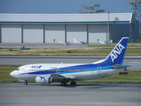 JA305K @ ROAH - Boeing 737-54K/ANA/Naha - by Ian Woodcock