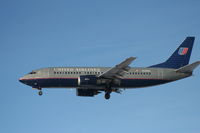 N326UA @ KORD - Boeing 737-300