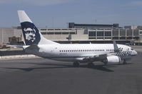 N613AS @ KSFO - Alaska Airlines Boeing 737-700 - by Thomas Ramgraber-VAP