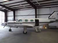 N621KK - Hangared - by louis