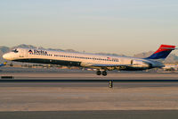 N904DA @ KLAS - Delta Airlines / 1995 McDonnell Douglas MD-90-30
