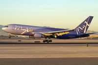 N250MY @ KLAS - MaxJet Airways / 1985 Boeing 767-238 - by Brad Campbell