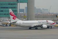 B-KBE @ VHHH - Hong Kong Airlines - by Michel Teiten ( www.mablehome.com )