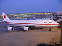 20-1101 @ LSZH - JASDF Jumbo 20-1101 parked at Zürich - by Alex Smit