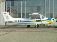 HB-CHX @ LSZH - Nice colors on this Skyhawk