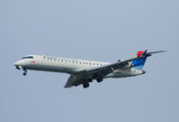 N712EV @ KATL - On final for Runway 26R - by Michael Martin