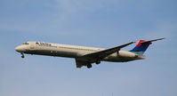 N980DL @ KATL - On final for Runway 26R - by Michael Martin
