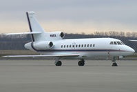 N8BX @ VIE - Baxter Healthcare Corp. Dassault Falcon 900 - by Thomas Ramgraber-VAP