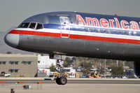 N601AN @ KLAS - American Airlines / 1995 Boeing 757-223 - by Brad Campbell