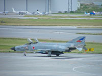97-8425 @ ROAH - McDonnell-Douglas F-4EJ/Naha