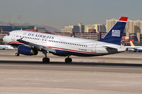 N676AW @ KLAS - US Airways / 2005 Airbus A320-232