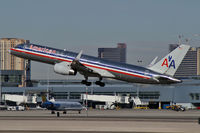 N601AN @ KLAS - American Airlines / 1995 Boeing 757-223