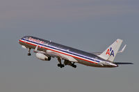 N601AN @ KLAS - American Airlines / 1995 Boeing 757-223