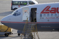 OE-LNO @ VIE - Boeing 737-7Z9 - by Juergen Postl