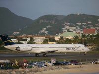PJ-MDA @ SXM - Insel Air MD 83