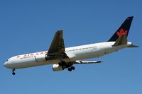 C-GHLQ @ CYVR - Air Canada - by Michel Teiten ( www.mablehome.com )