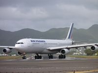 F-GLZJ @ SXM - Air France