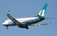 N290AT @ KATL - Short Final for 26R - by Michael Martin