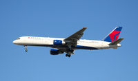 N615DL @ KATL - On final for Runway 26R - by Michael Martin