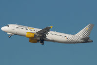 EC-JZI @ BCN - Vueling Airbus 320 - by Yakfreak - VAP