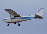 N91751 @ KAPA - Approach to 17L. - by Bluedharma