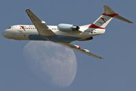 OE-LFR @ LOWW - moonraker ;-)