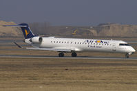 EI-DRI @ VIE - Air One Canadair Regionaljet 900 - by Thomas Ramgraber-VAP