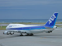 JA8961 @ ROAH - Boeing 747-481/ANA/Naha