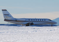 N385QS @ KAPA - Position and Hold for 17L.