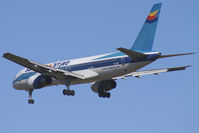 4X-EBT @ VIE - Sun D`Or Boeing 757-200 - by Thomas Ramgraber-VAP