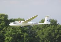 D-6394 - Schempp-Hirth Standard Cirrus 75 at Husbands Bosworth - by Simon Palmer