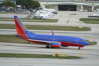 N218WN @ KFLL - Boeing 737-700 - by Mark Pasqualino