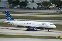 N569JB @ KFLL - Airbus A320