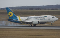 UR-GAT @ LOWW - UKRAINE B737 - by Delta Kilo