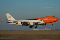 OO-THA @ VIE - TNT Boeing 747-400 - by Yakfreak - VAP
