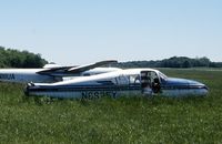 N6625Y @ I19 - N6625Y Aztec out to grass at Greene County OH in 1994 - by Pete Hughes
