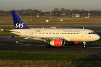 OY-KBP @ DUS - visitor - by Wolfgang Zilske